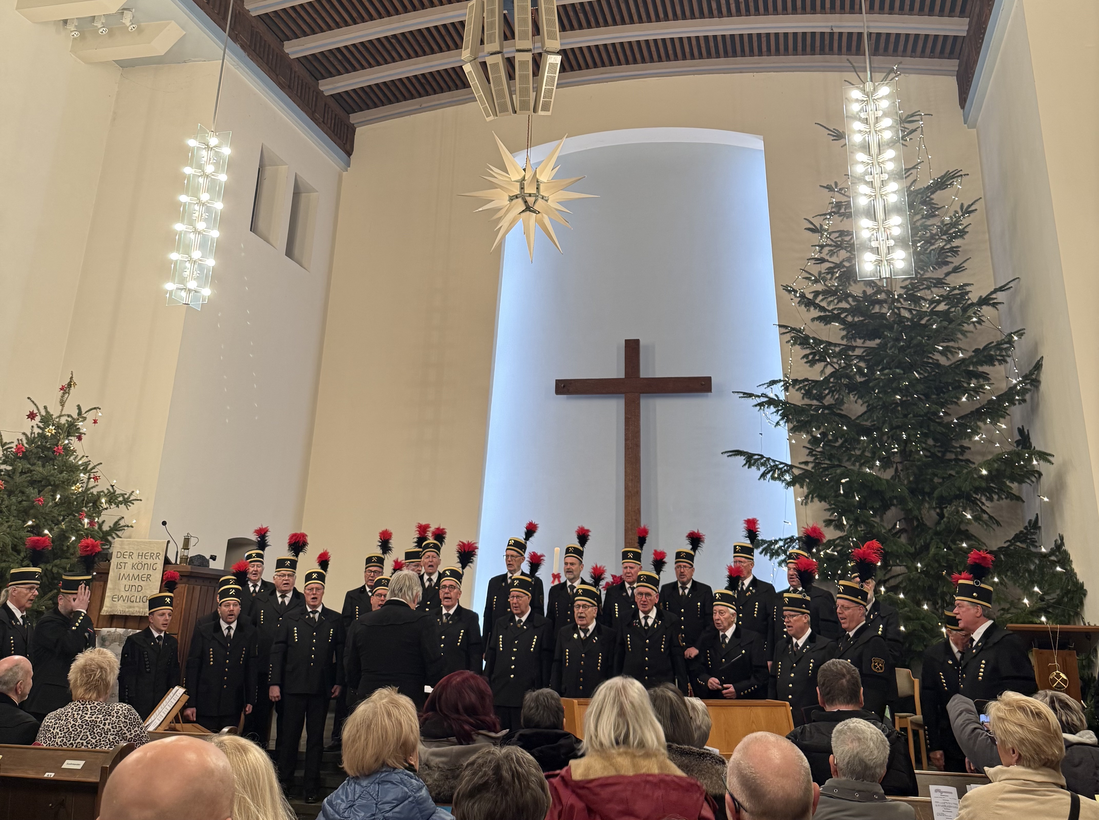 Der Knappenchor unter der Leitung von Lothar Trawny.